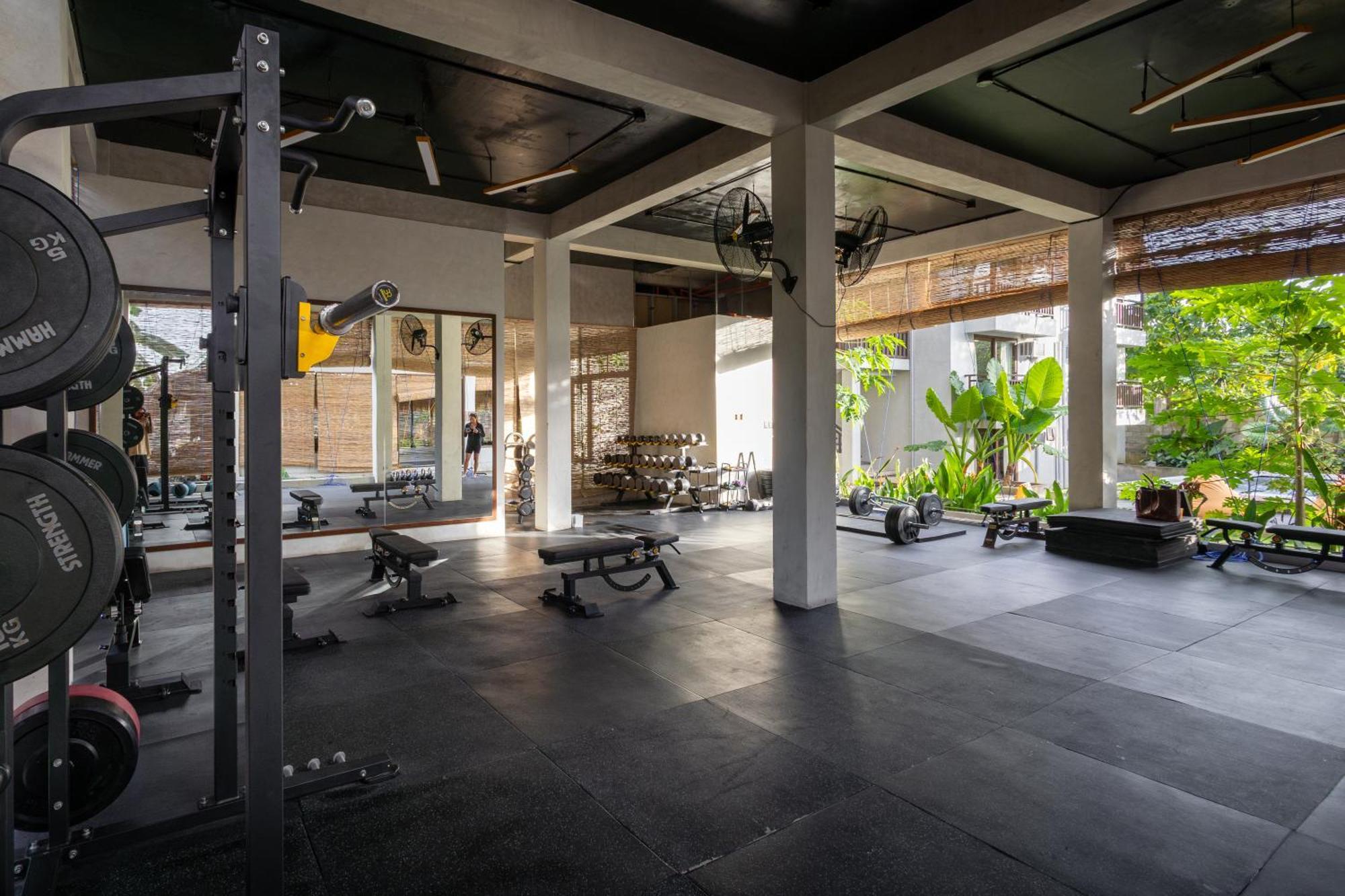 Asgard Resort & Mma Gym General Luna  Exterior photo